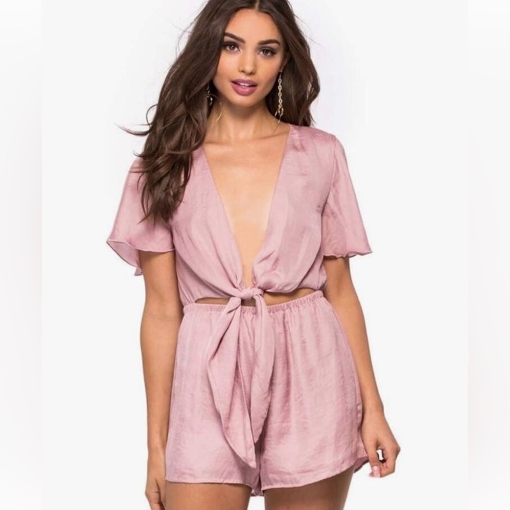 Show Me Your Mumu Gia Tie Front Romper